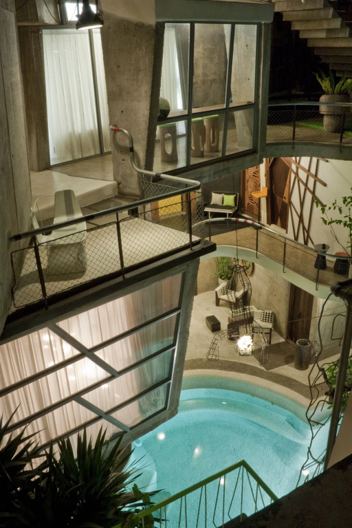 Mo rooms