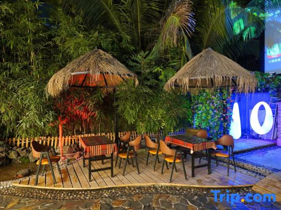 Baiyan Yazhu Hotel (Clear Water Bay Avenue)