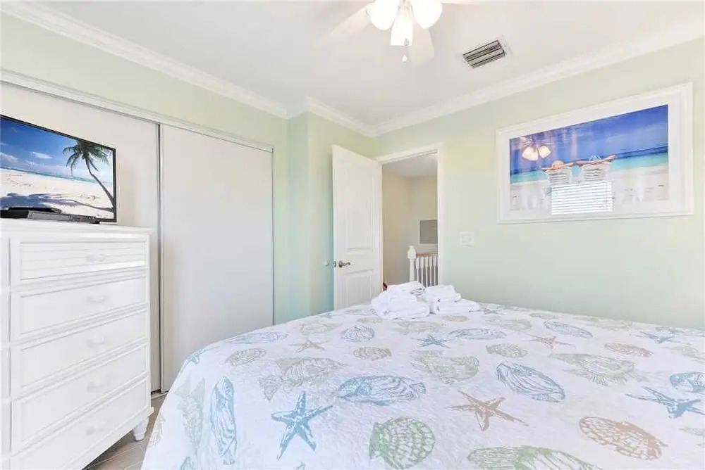 Sea Place Paradise, 2 Bedroom, Oceanfront, End Unit, Sleeps 6, 2 Balconies