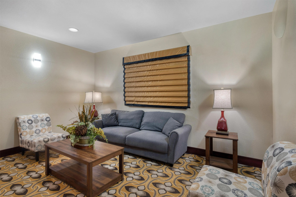 Best Western Shelby Inn & Suites