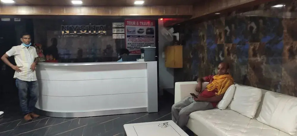Hotel Nysha Suites