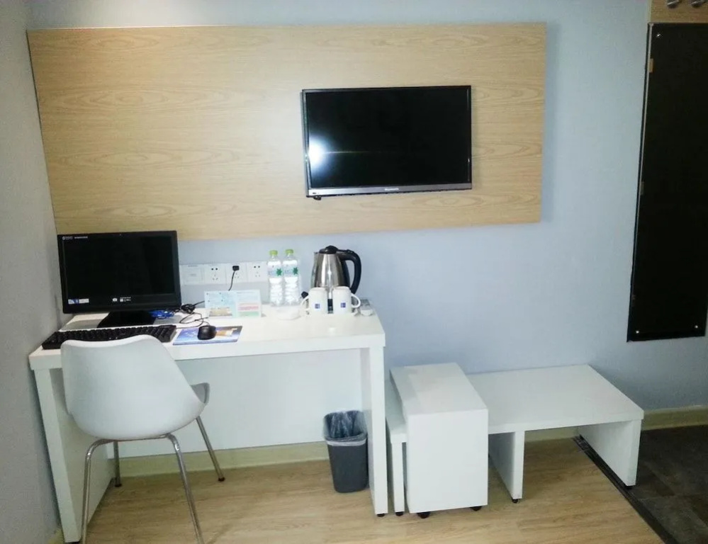 Motel 168 Yantai North Street Daily Newspaper
