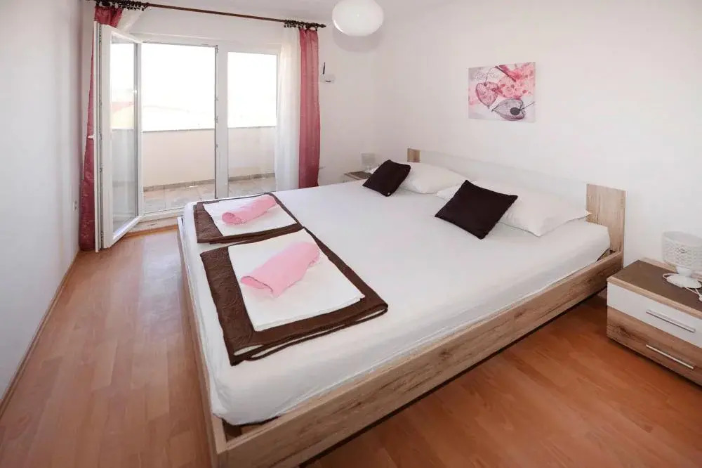 Apartments Lidija