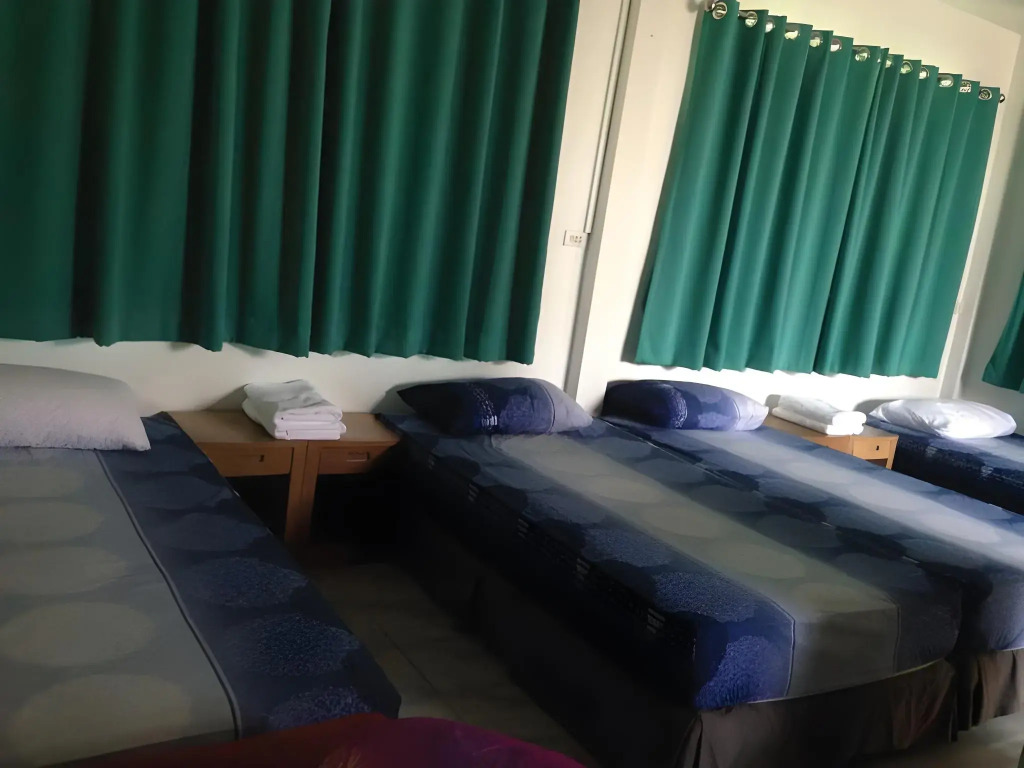 Damnoen Care Resort