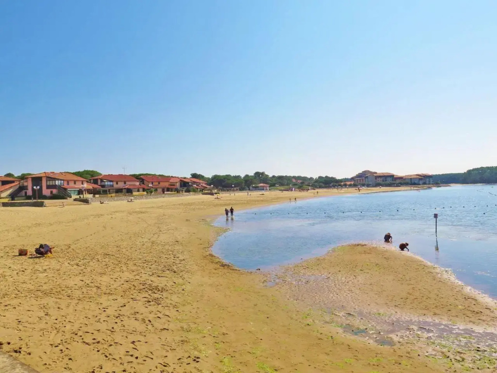 Holiday Home Les Baïnes - VIB220