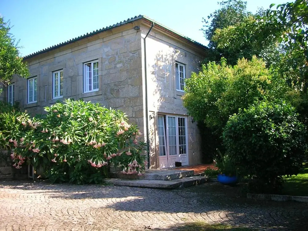 Villa with 4 Bedrooms in Pedraça, with Wonderful Mountain View, Private Pool, Enclosed Garden - 90 Km From the Beach