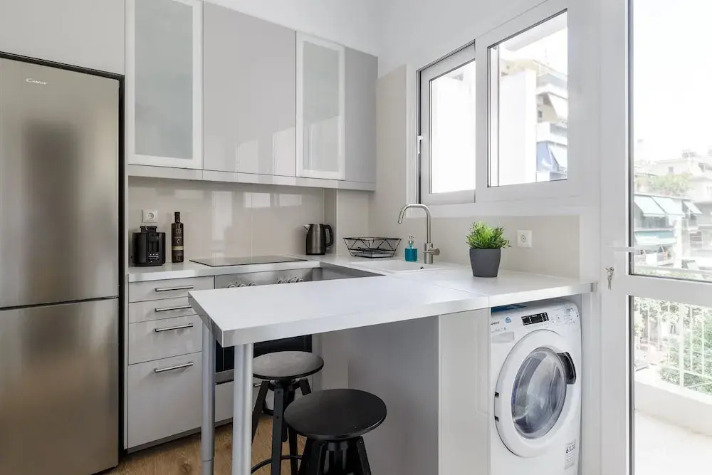 UPSTREET Urban 2BD Apartment in Koukaki