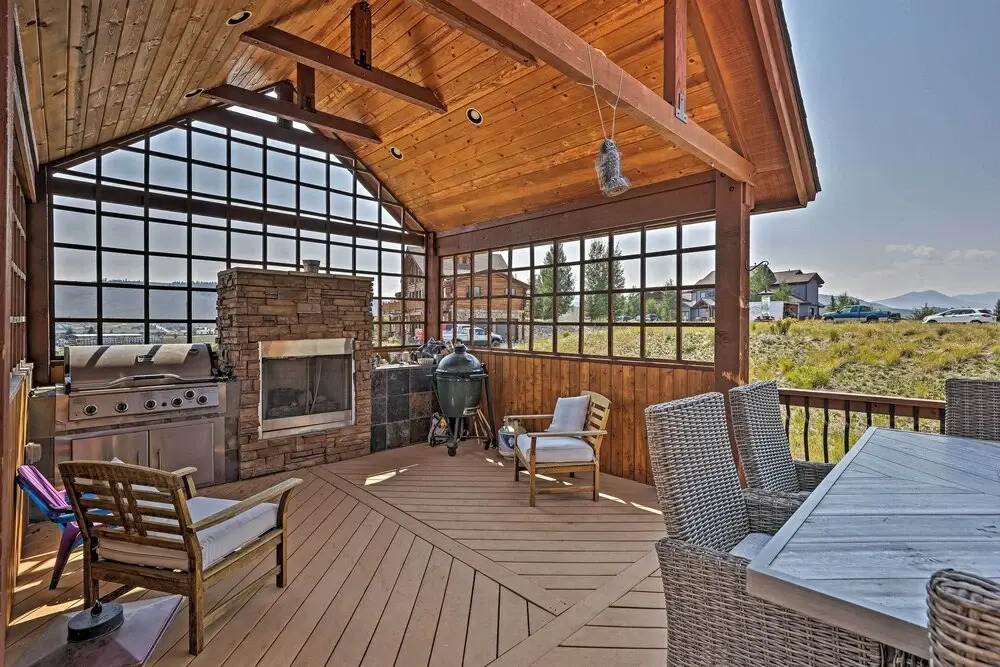 Golf, Ski & Hike: Luxe Group Getaway in Granby!