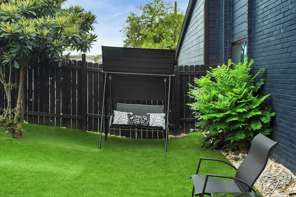 Stylish Retreat, Shared Pool & Yard Near Downtown Fairlawn Lane A by Avantstay