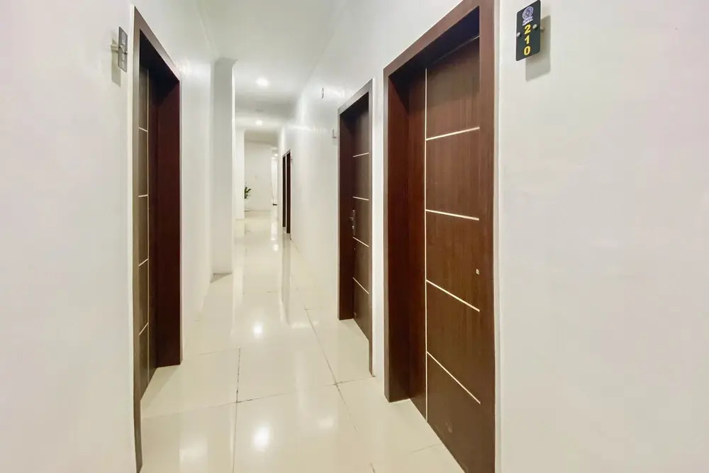 Urbanview Hotel Pelita Inn Medan