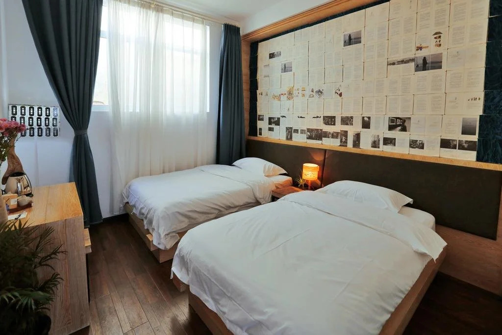 Dali Words Collection Hostel