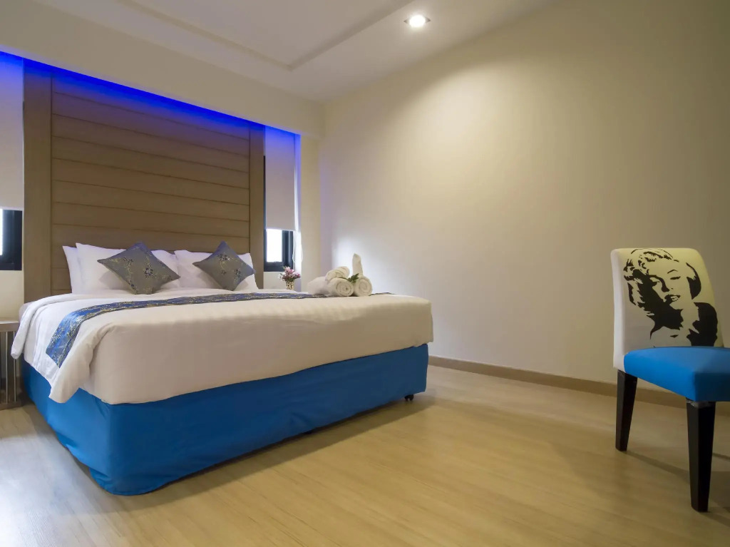 Eleven Avenue Suites Bangkok