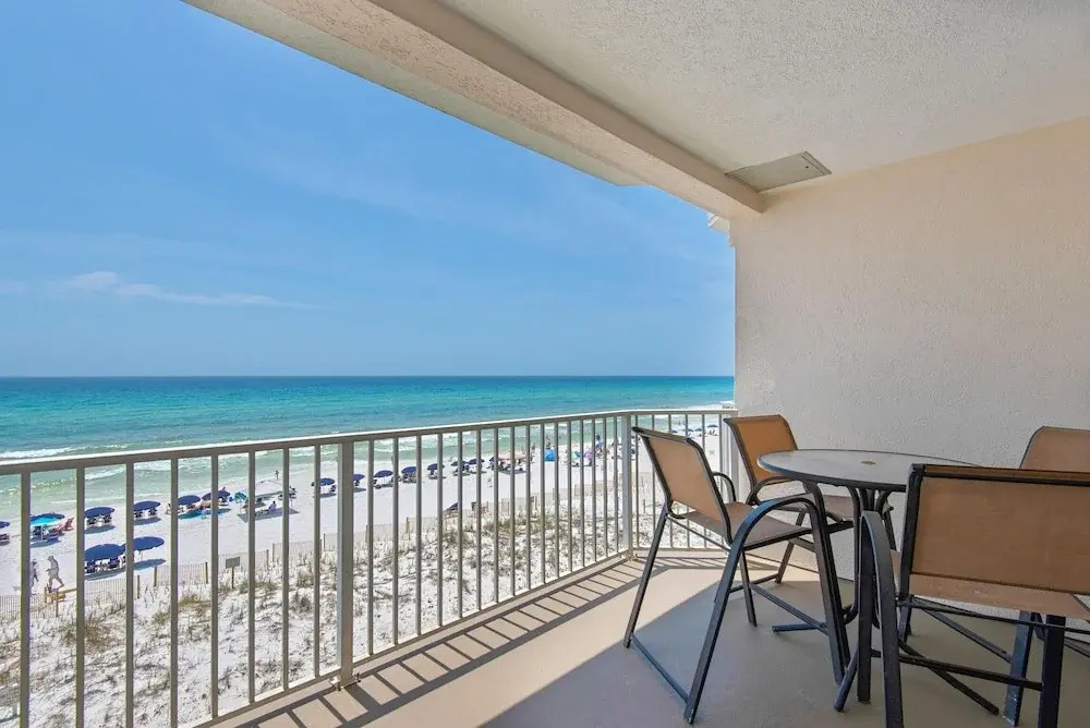 Crystal Dunes 304