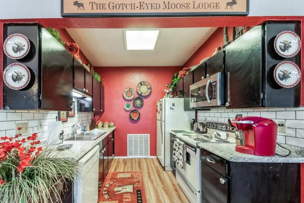 Gotch Eyed Moose