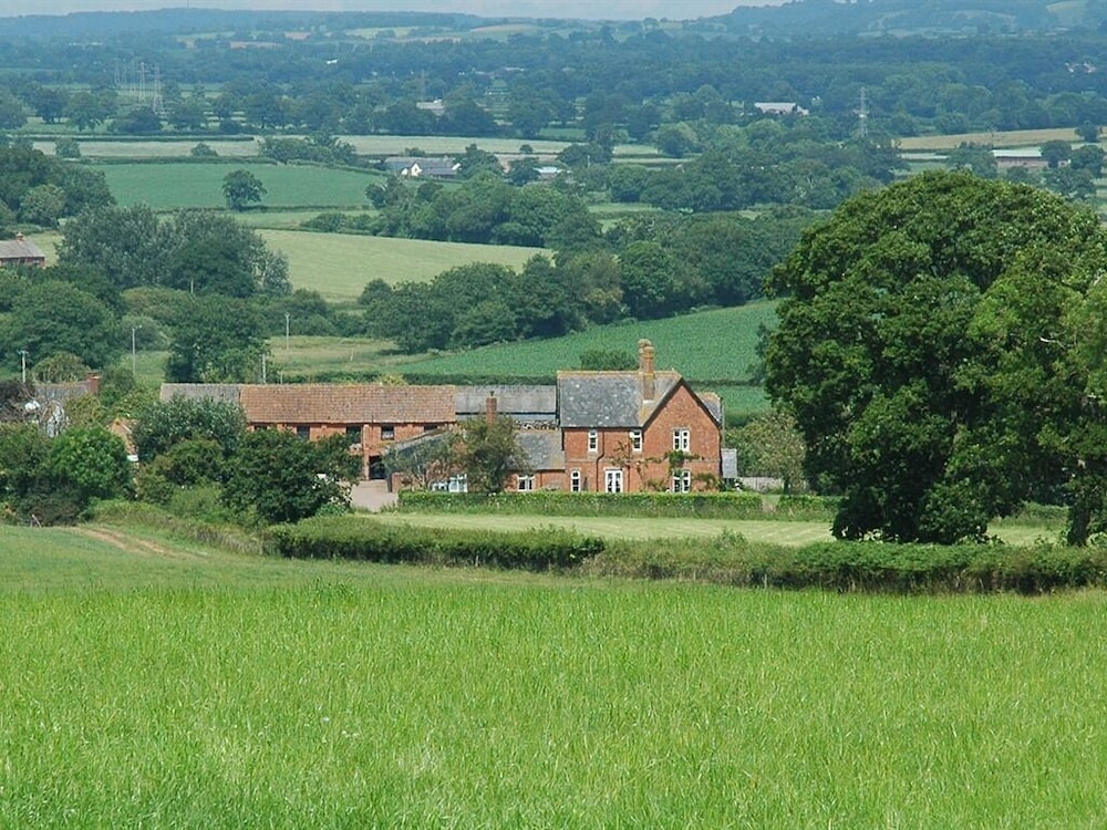 Newcourt Barton