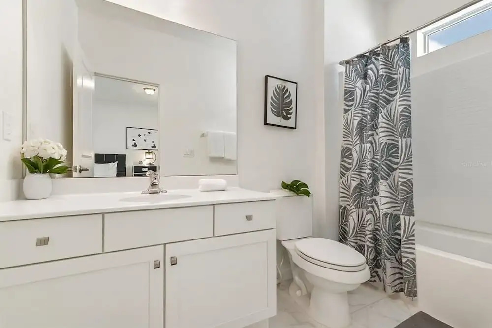 Harmony Ensuite Room  Shared Home No Car