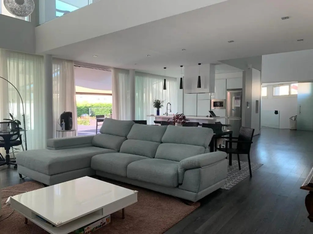 Pomba House