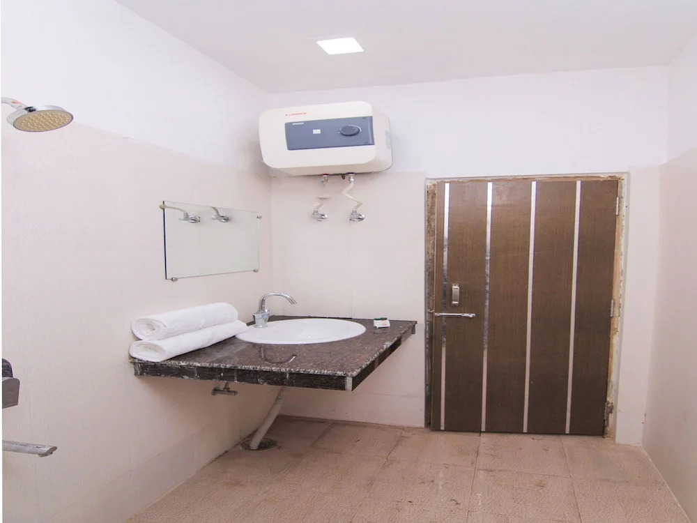 OYO 11449 Hotel Bibo Divine Bliss