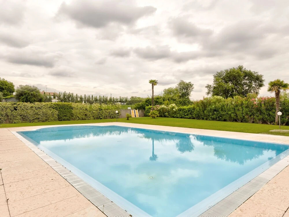 Beautiful Holiday Home In Cola With Swimming pool