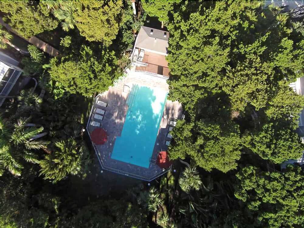 Pelican's Nest 3 Bedrooms 2 Bathrooms Villa