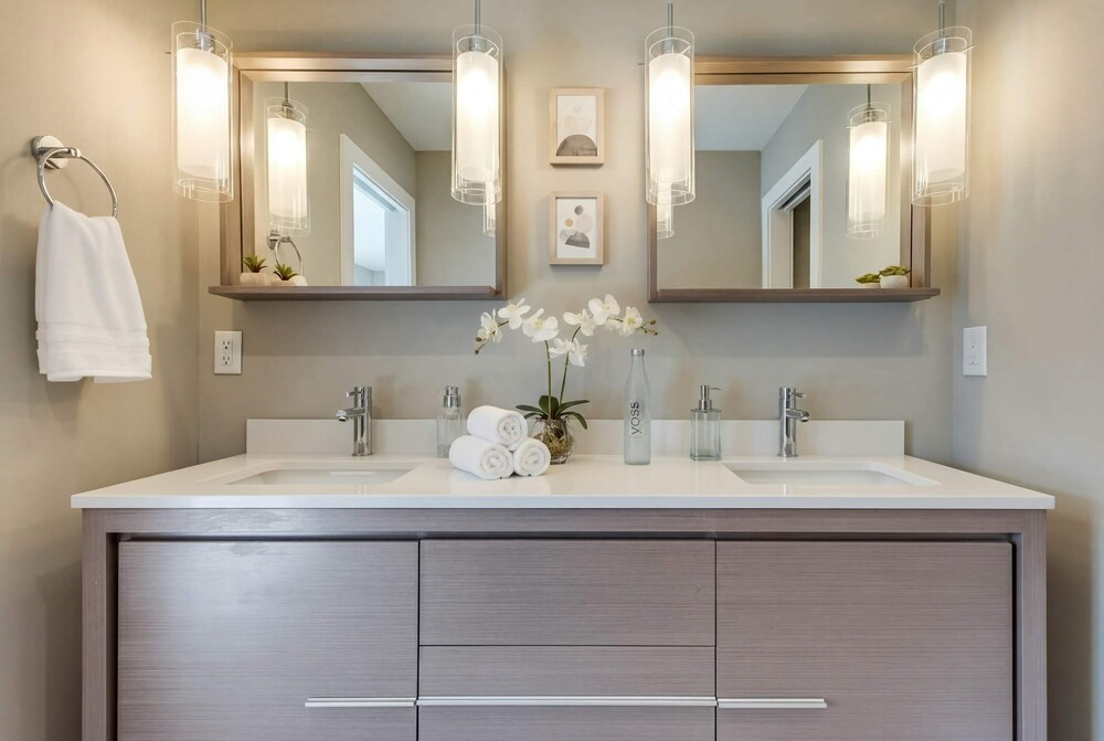 Downtown Luxury - 10 Beds Free Parking