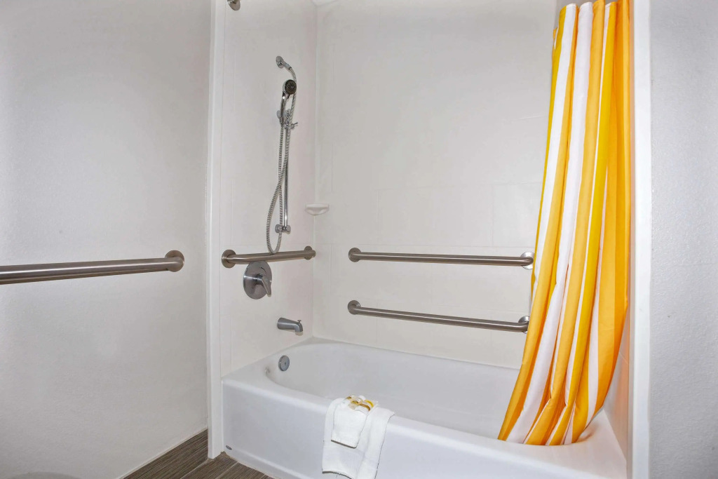 La Quinta Inn & Suites by Wyndham Karnes City - Kenedy