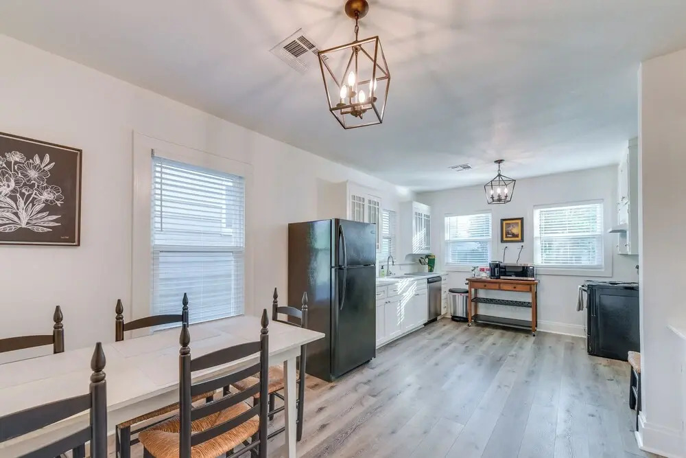 3 Mi to Baylor U: Home w/ Shared Yard