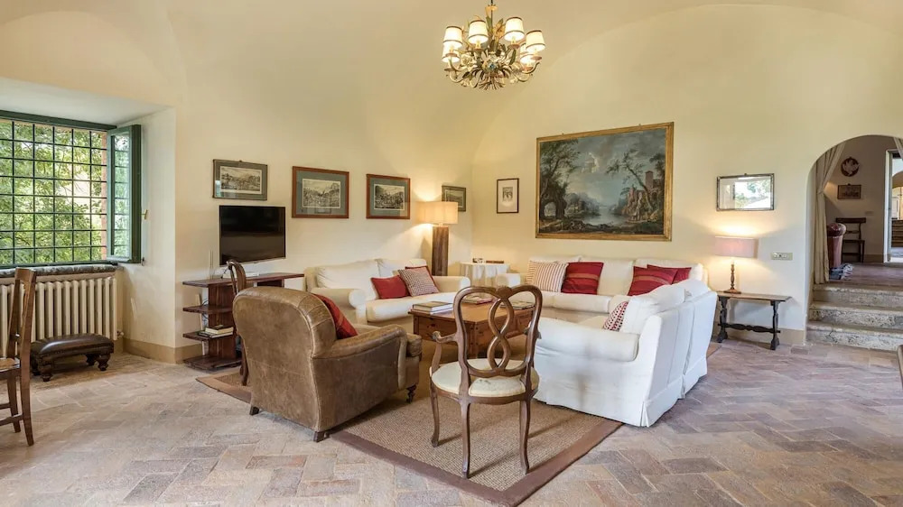 Casale Piattini 10 in Massa Bassa