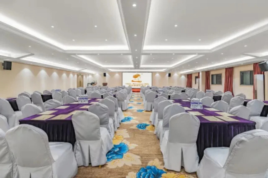 Venus International Hotel (Kunming Tongde Plaza)