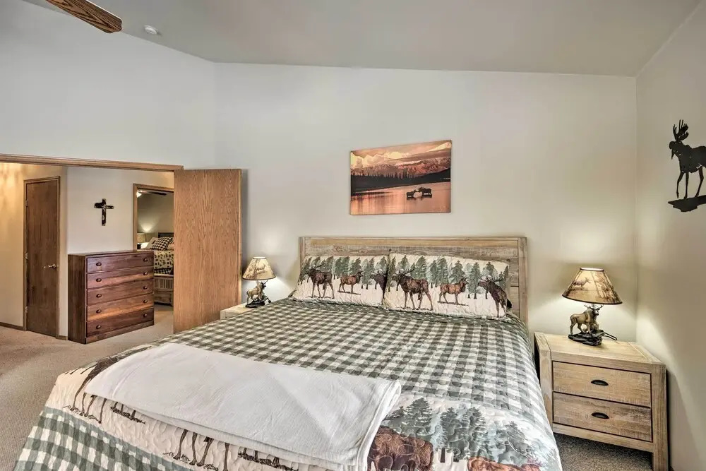 Rocky Mountain Home w/ Deck - Near Fishing & Dtwn!