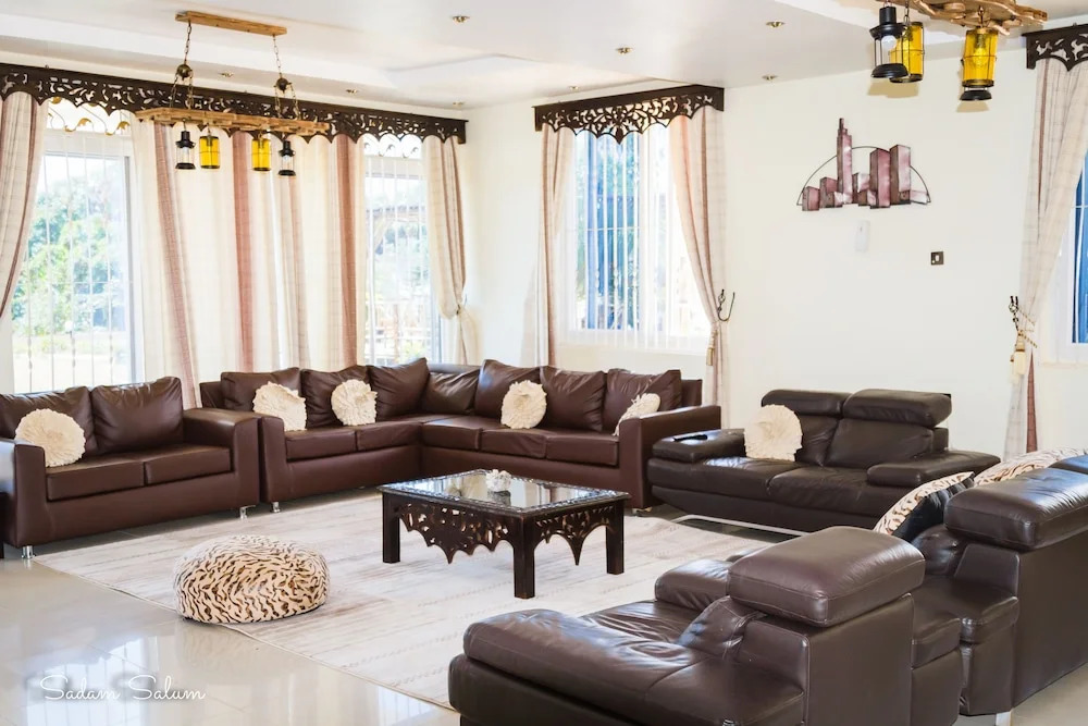 Kichangani Beach house