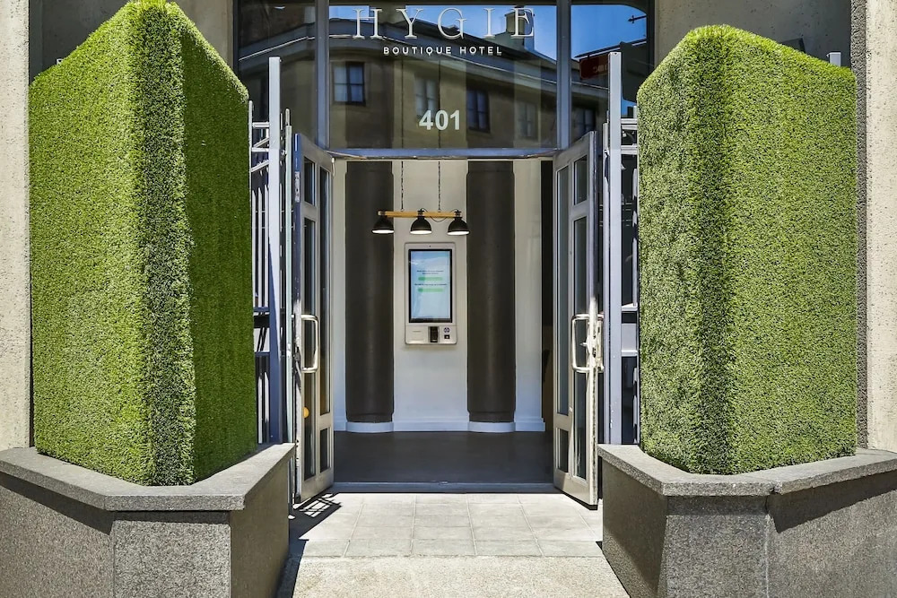 Hygie Pod Hotel - Hostel