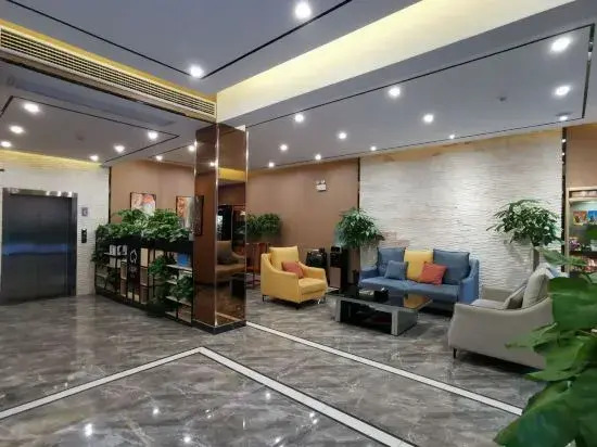 Tongbai Yun Hotel (Huaibei Caoxi Economic Development Zone Branch)