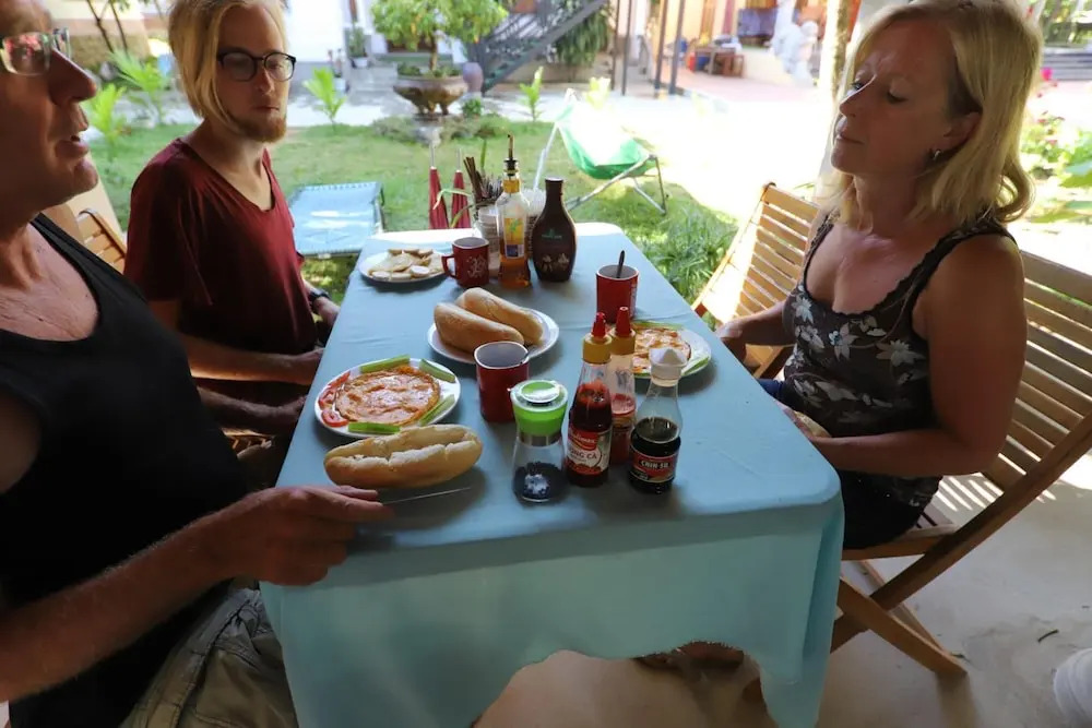 Tropical Valley Homestay - Villas