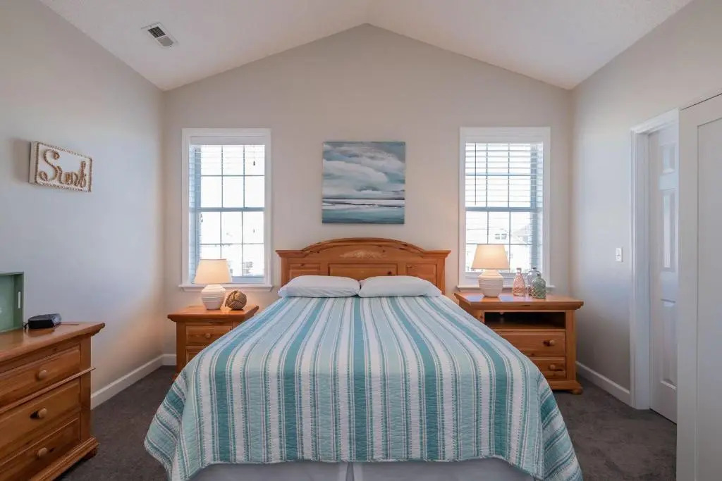 Sea Glass by Oak Island Accommodations