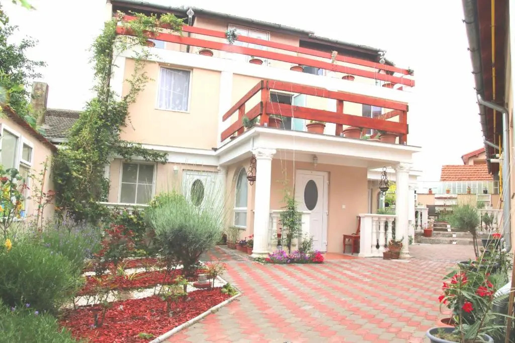 YOX apartment 4