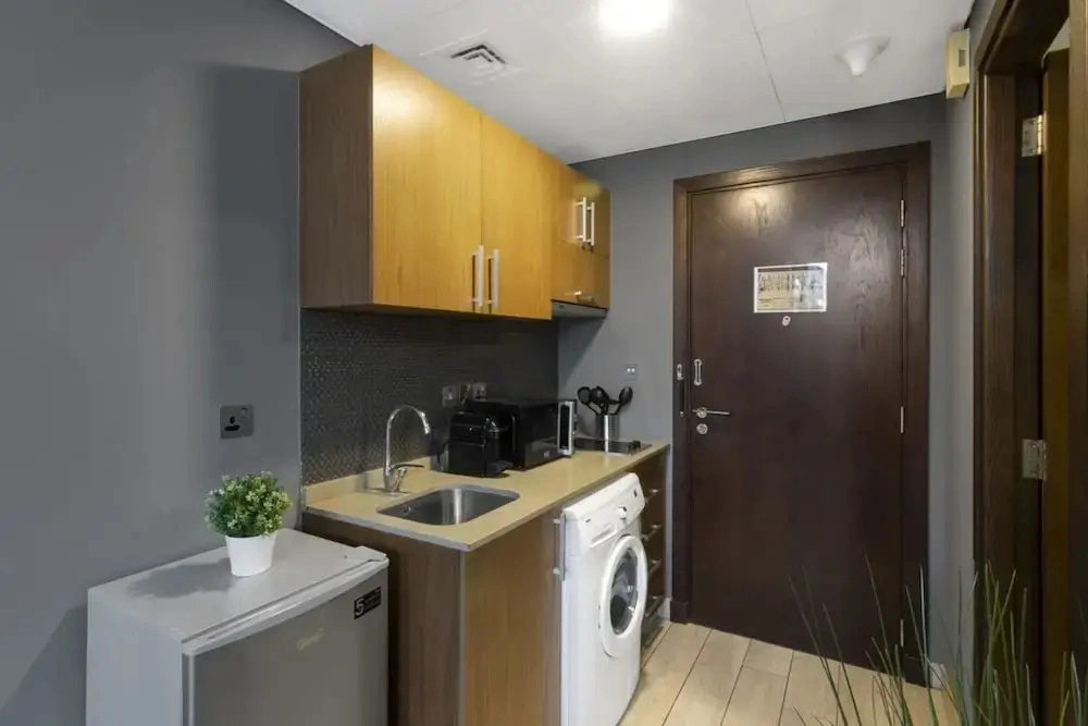 Silkhaus Stylish Studio With Balcony Difc Pool