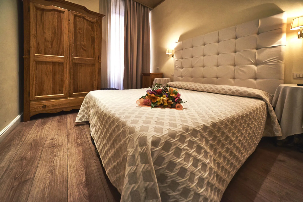 Townhouse Condotti 29