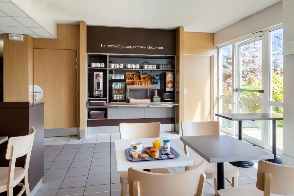 B&B HOTEL Evreux