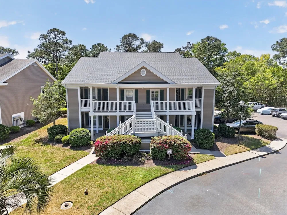 77b Coastal Fairway 3 Bedroom Condo