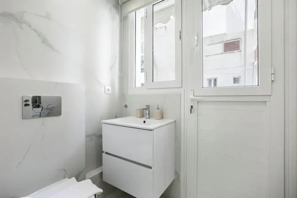 Mellow 2-Bedroom Apartment in Athens