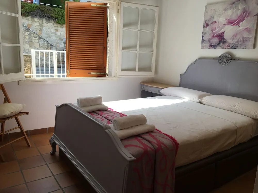 Blanca Paloma Holiday House