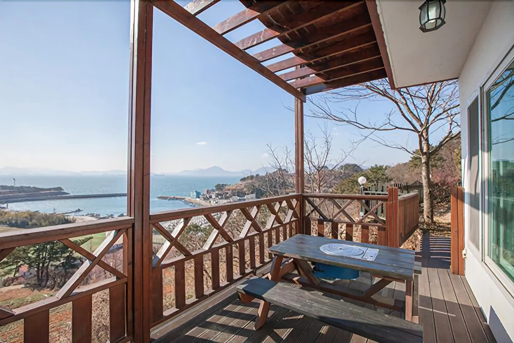 Namhae New Island Pension