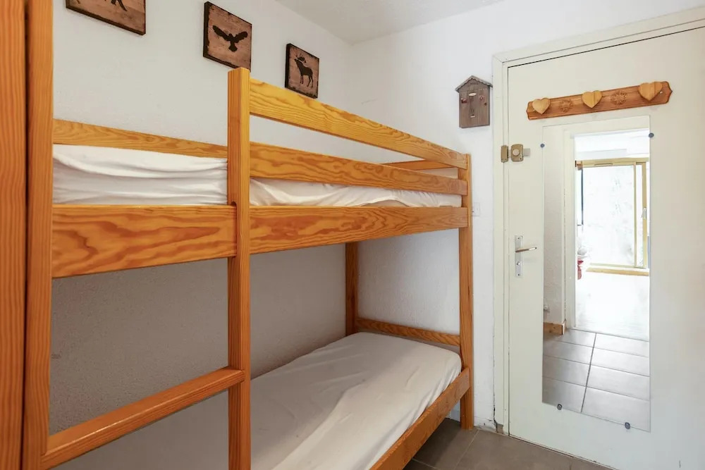 Studio in Les Deux Alpes , With Wonderful Mountain View and Balcony