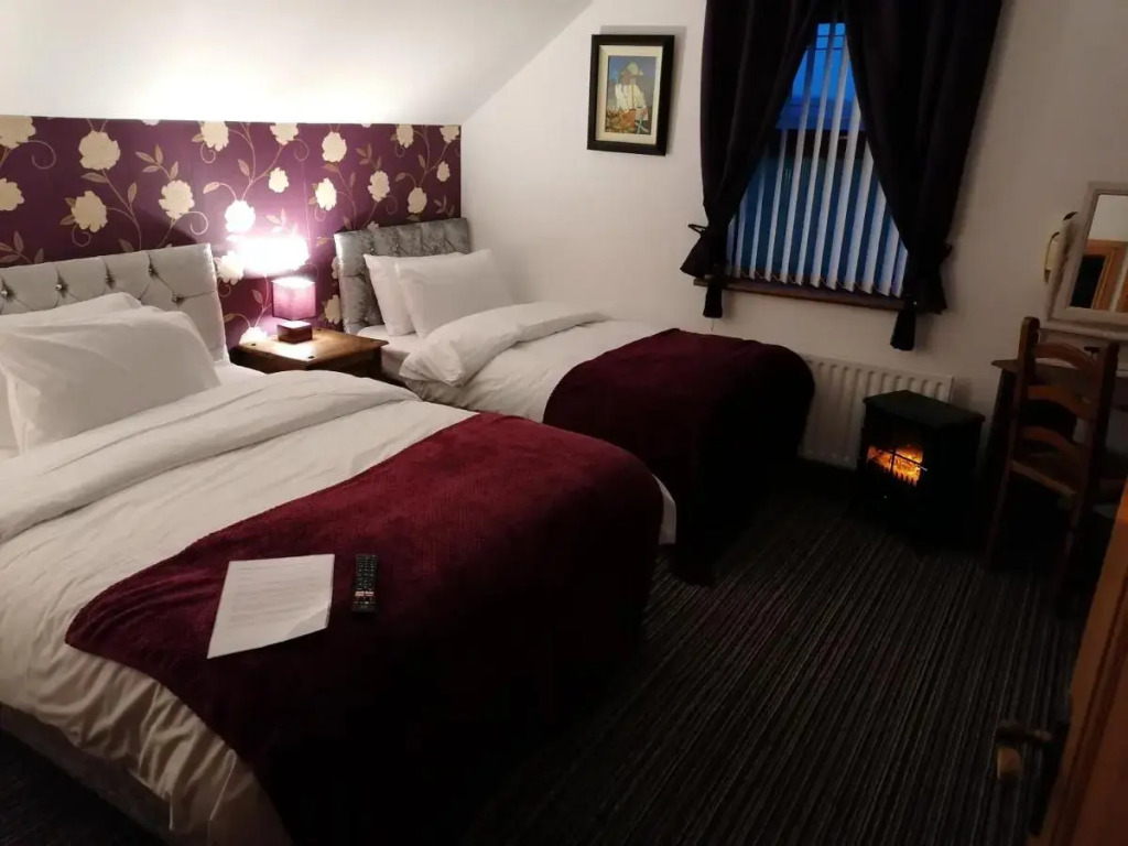 Carnately Lodge