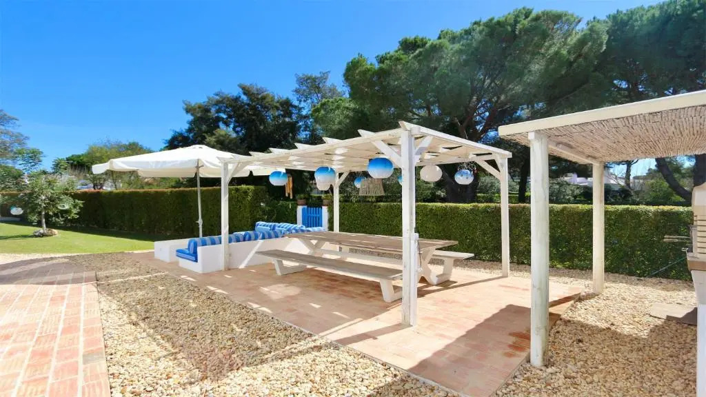Villa Azul - Clever Details, Luxury villa, private pool, access to a club with tennis court, playground, communal pools