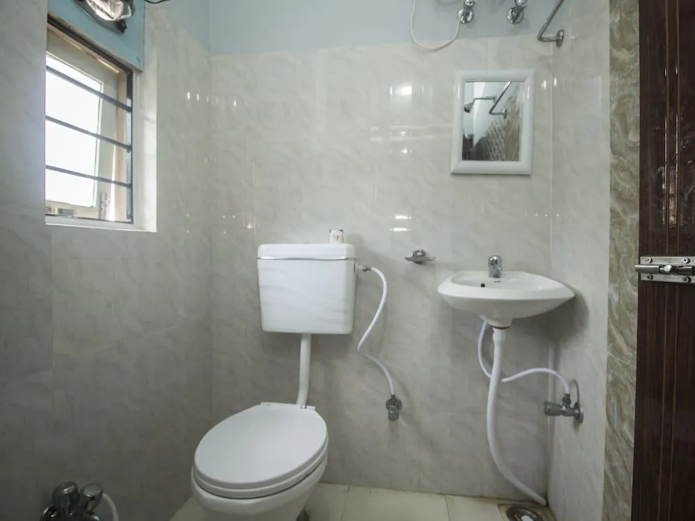 OYO 13343 SS Lodge