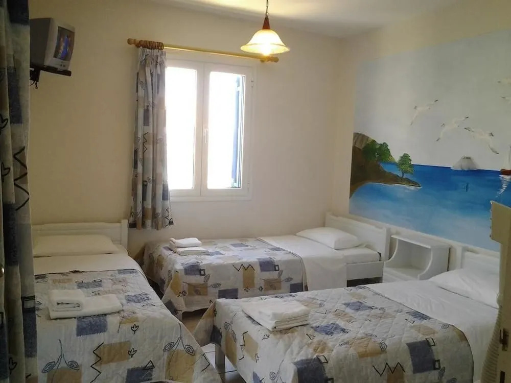 Noe Rooms In Center Of Tinos