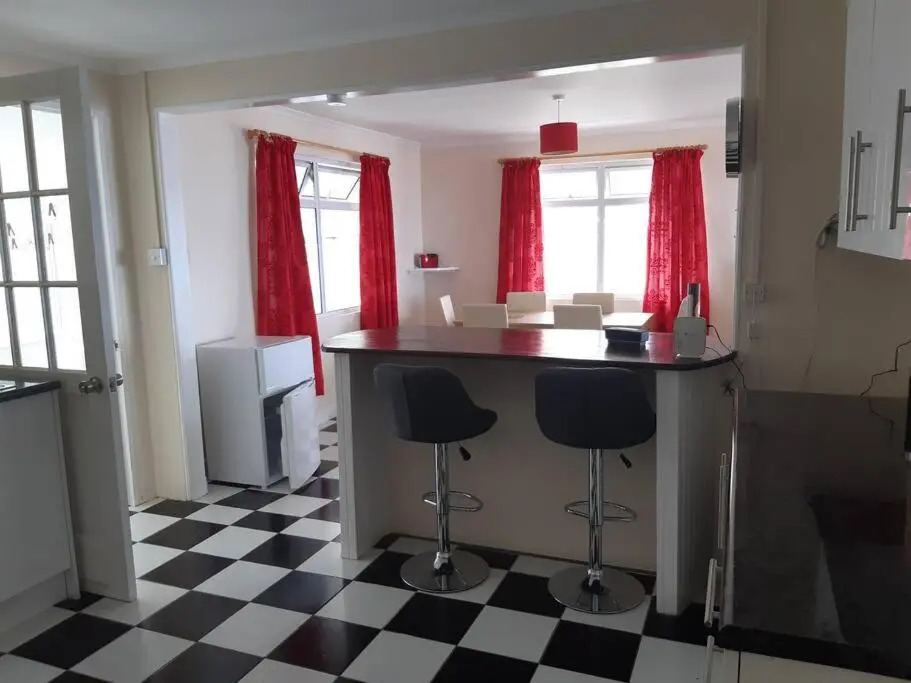 Simon's Place is a 3 bedroom bungalow in H.T.H