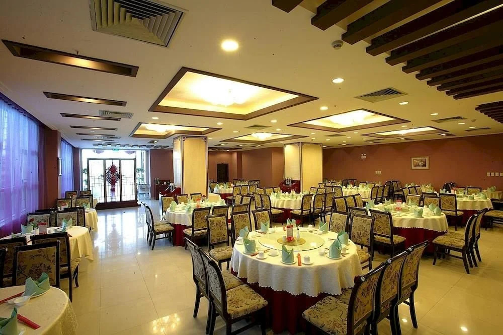 King Bola Business Hotel
